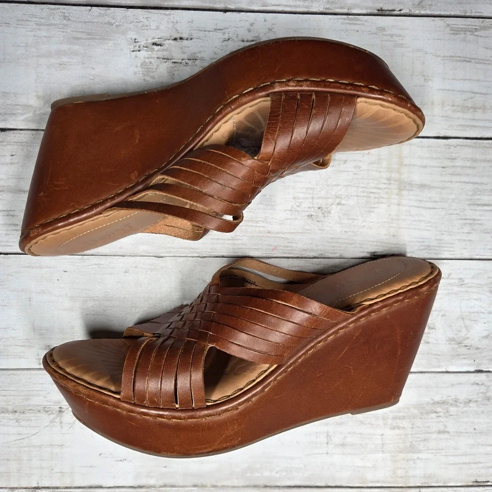 Born‎ Woven Leather Wedge Platform Sandals Womens 10M Brown Strappy Mules D63216